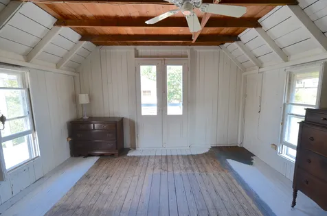 8 Rock Avenue Oak Bluffs MA 02557
