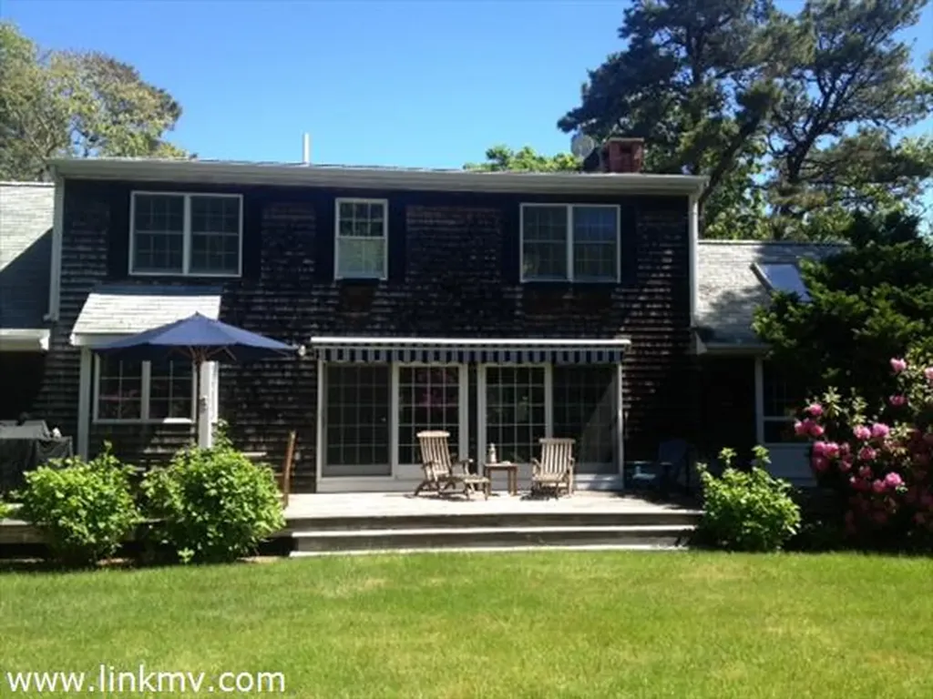 12 Holly Bear Lane Edgartown MA 02539