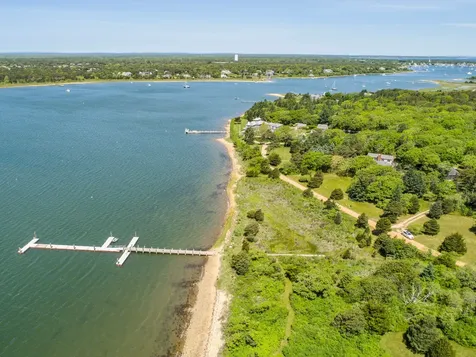 56 Green Pastures Road Edgartown MA 02539