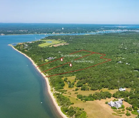 37, 39 Jeremiah Road Edgartown MA 02539