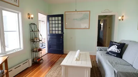 41 Ocean Avenue Oak Bluffs MA 02557