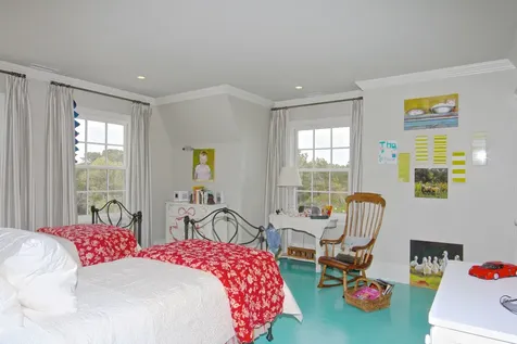 22 Lelands Path Edgartown MA 02539