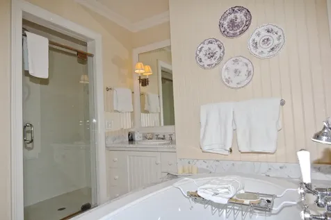 22 Lelands Path Edgartown MA 02539