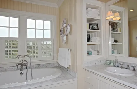 22 Lelands Path Edgartown MA 02539