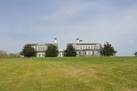 22 Lelands Path Edgartown MA 02539