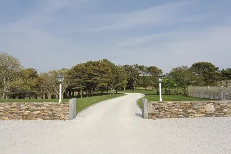 22 Lelands Path Edgartown MA 02539