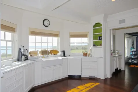 22 Lelands Path Edgartown MA 02539
