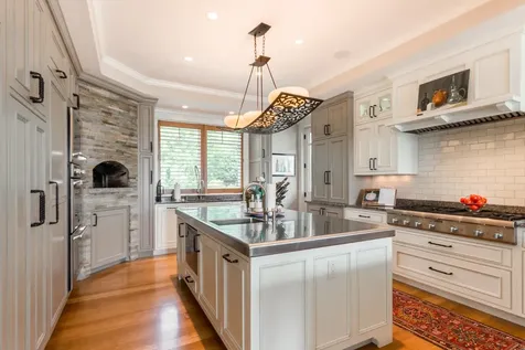 34 Pond View Way Vineyard Haven MA 02568