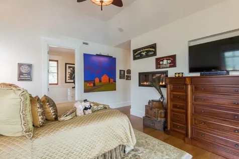 34 Pond View Way Vineyard Haven MA 02568