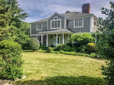 74 Pond Road West Tisbury MA 02575