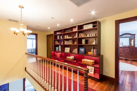 74 Pond Road West Tisbury MA 02575