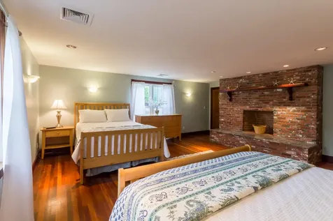 74 Pond Road West Tisbury MA 02575