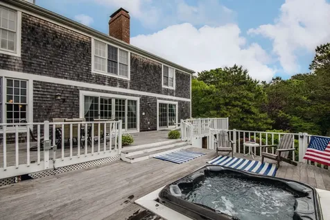 74 Pond Road West Tisbury MA 02575