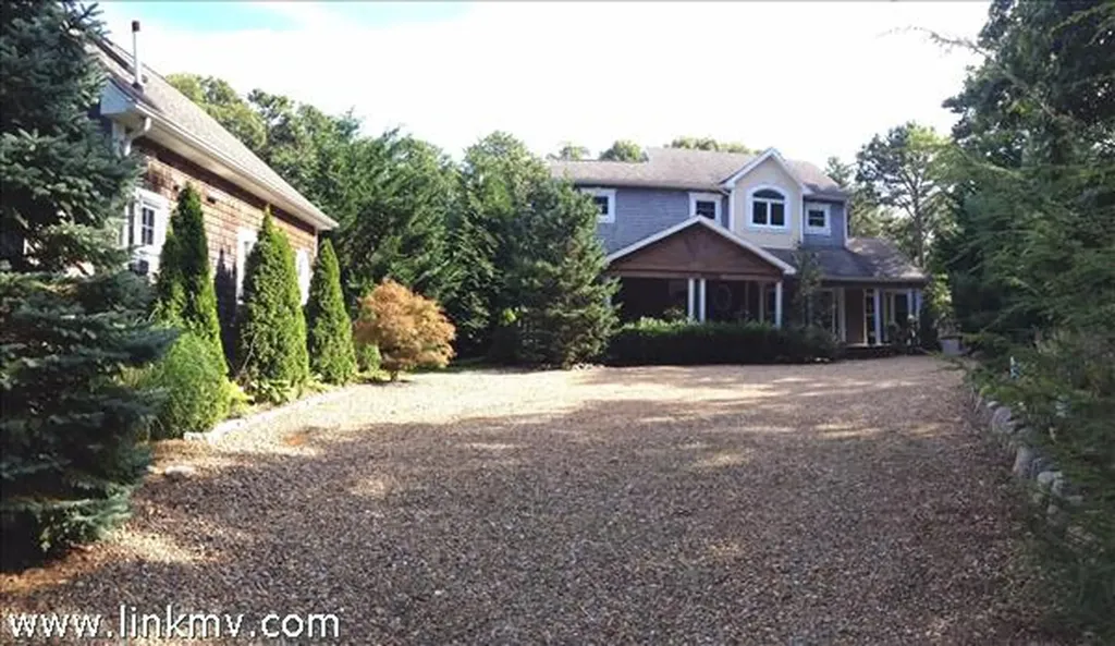 79 Fawndale Road Vineyard Haven MA 02568