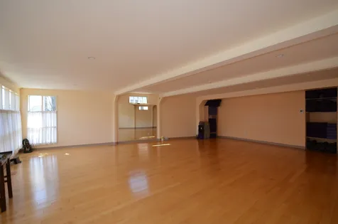 73 Circuit Avenue Oak Bluffs MA 02557