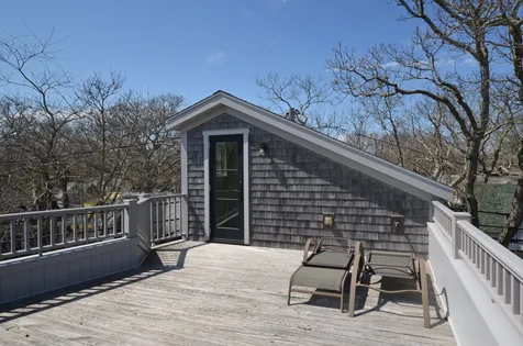 73 Circuit Avenue Oak Bluffs MA 02557