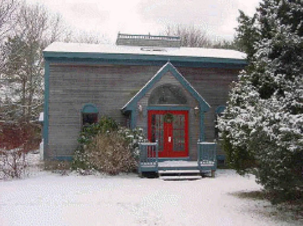 72 Eastville Avenue Oak Bluffs MA 02557