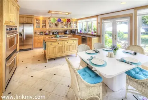 24 Black Brook Crossing West Tisbury MA 02575