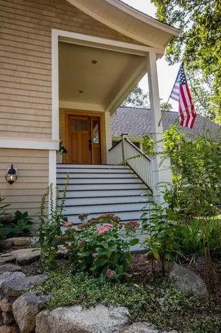 7 Old Dirt Road Oak Bluffs MA 02557