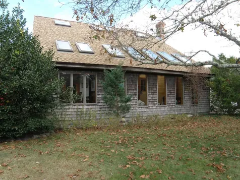 5 Pleasant Avenue Edgartown MA 02539