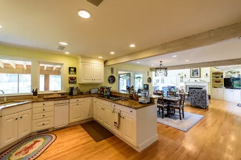 302 Chappaquiddick Road Edgartown MA 02539