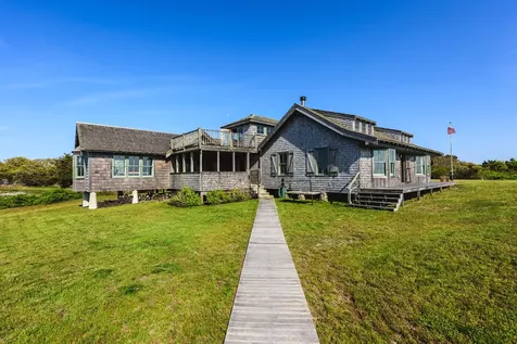 29 Road To The Gut Edgartown MA 02539