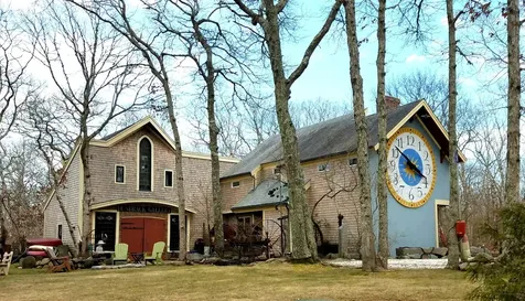 32 Iron Hill Road Oak Bluffs MA 02557