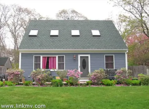 41 Spring Hill Road Vineyard Haven MA 02568