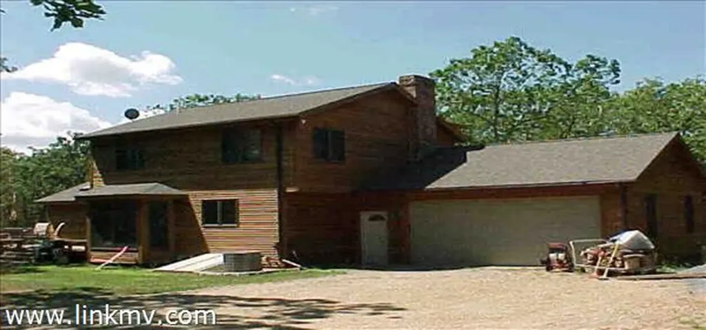 56 Pine Lane West Tisbury MA 02575
