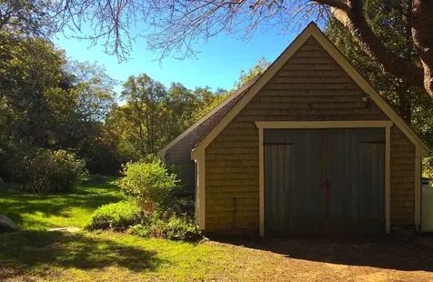 54 Mayhew Norton Road West Tisbury MA 02575