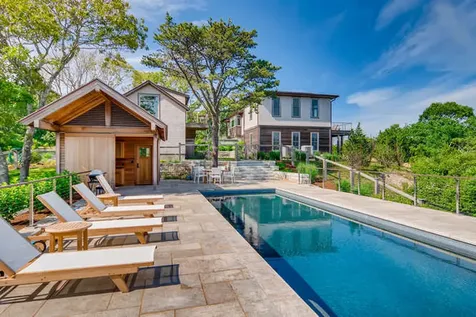 17B East Pasture Road Aquinnah MA 02535