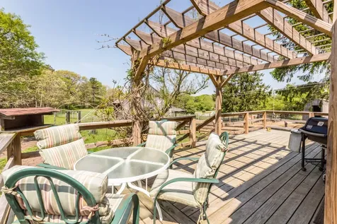 507 Barnes Road Oak Bluffs MA 02557