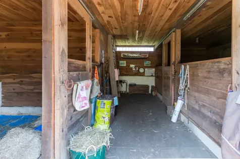 507 Barnes Road Oak Bluffs MA 02557