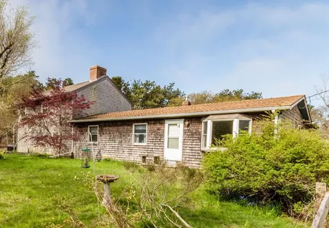 507 Barnes Road Oak Bluffs MA 02557
