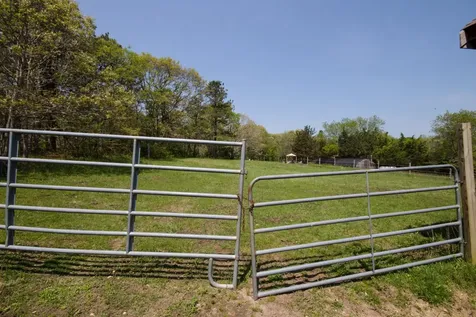 507 Barnes Road Oak Bluffs MA 02557