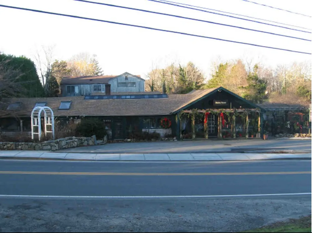 149 State Road Vineyard Haven MA 02568