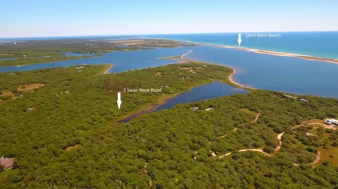 2 Swan Neck Road Edgartown MA 02539