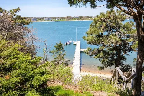 6 Armstrong Lane Edgartown MA 02539