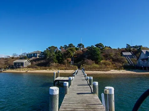 6 Armstrong Lane Edgartown MA 02539