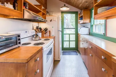 6 Armstrong Lane Edgartown MA 02539