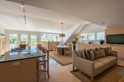 49 South Summer Street Edgartown MA 02539