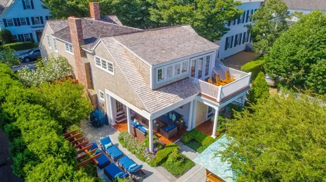 49 South Summer Street Edgartown MA 02539