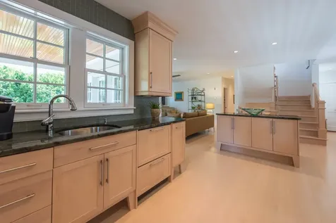 49 South Summer Street Edgartown MA 02539
