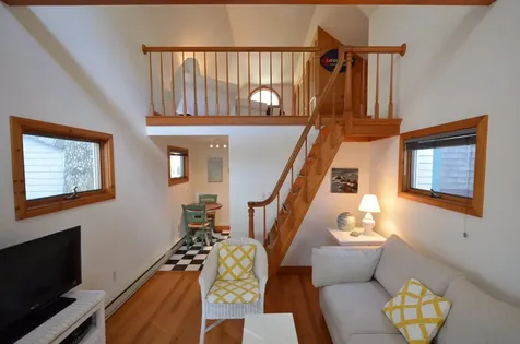 8 Rural Circle Oak Bluffs MA 02557