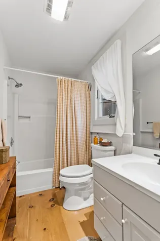 52 Marthas Road Edgartown MA 02539