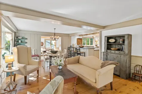52 Marthas Road Edgartown MA 02539