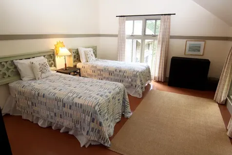 8 Oyster Pond Road Edgartown MA 02539