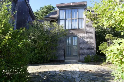 8 Oyster Pond Road Edgartown MA 02539