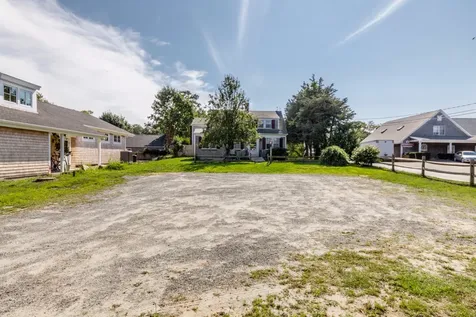 254 Upper Main Street Edgartown MA 02539