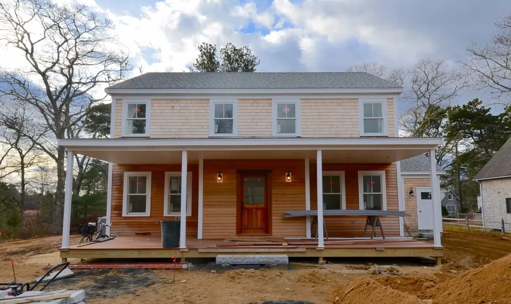 16 Prospect Avenue Oak Bluffs MA 02557
